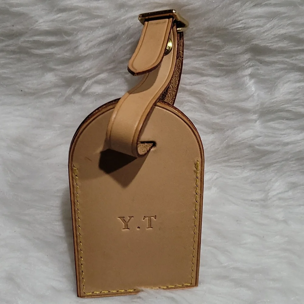 🤩 Louis Vuitton Name Tag Tan Leather  with Initials